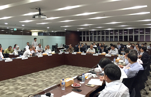 1511838157419311.jpg 座談會(huì)現(xiàn)場(chǎng).jpg