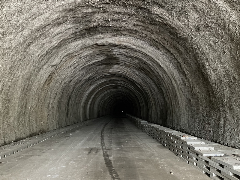 項目1號隧洞內(nèi)景.JPG